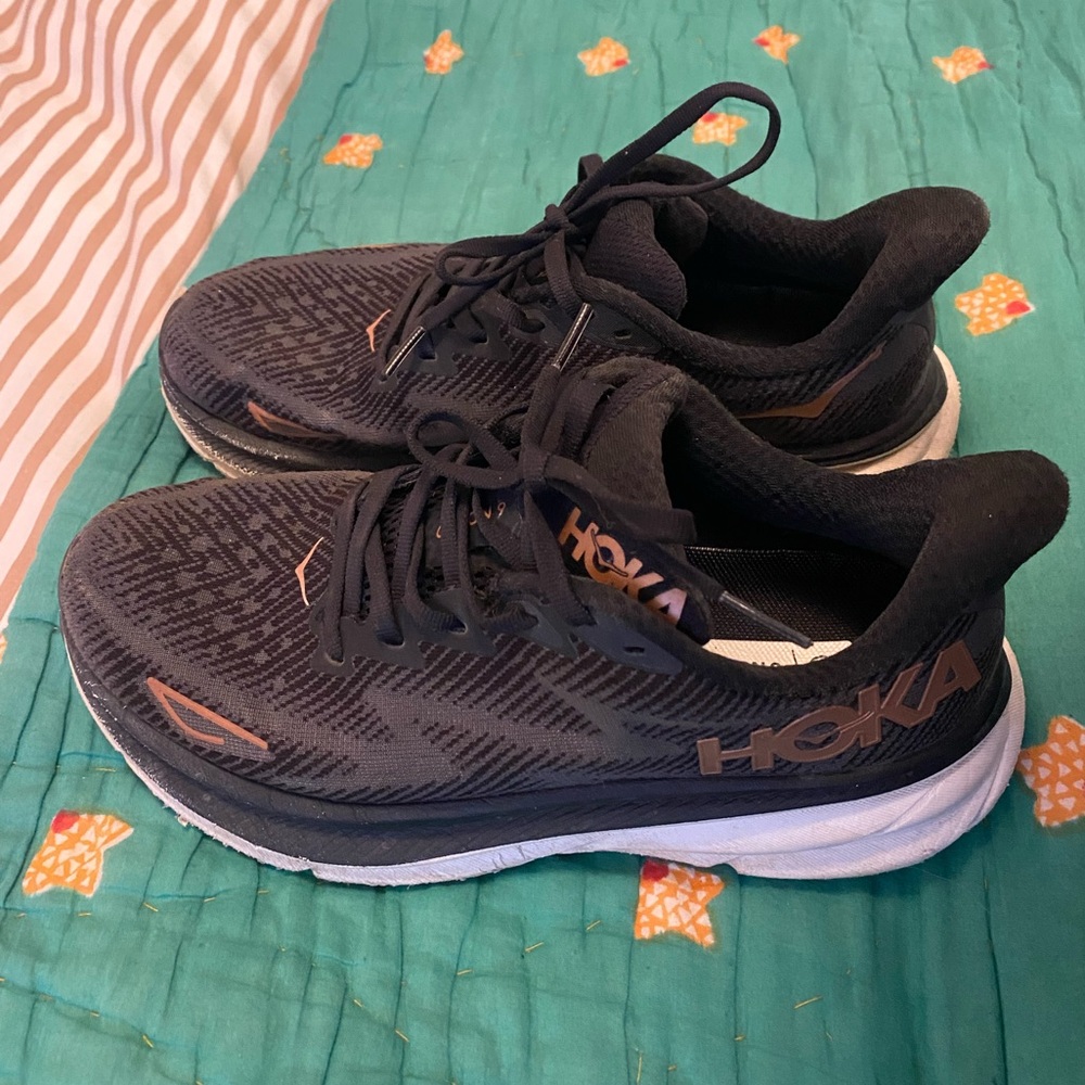 Clifton 9 hojas size 7 - black
